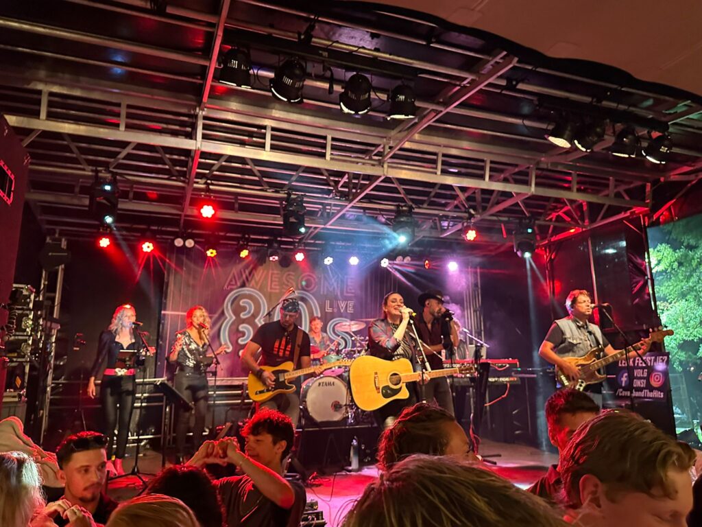 Beddenrace Langedijk 2026 met liveband Awesome 80s L!VE