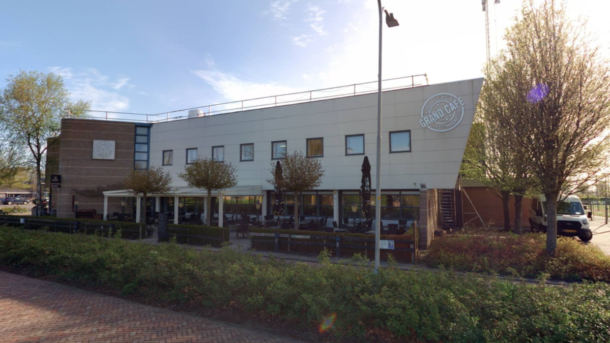Grand Café De Post in Midwoud verwelkomt Awesome 80s L!VE op 7-11-26